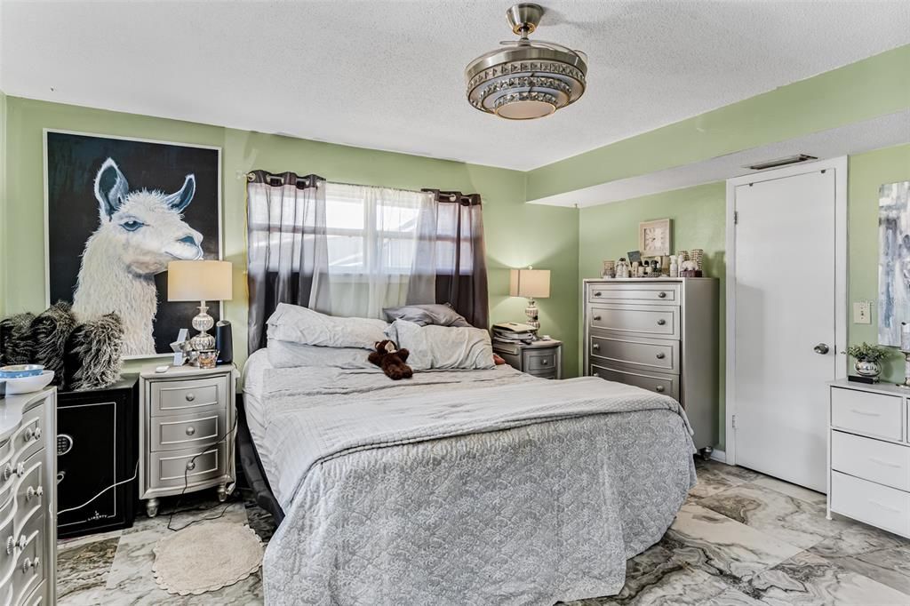 На продажу: $405,000 (3 спален, 0 ванн, 2020 Квадратных фут)