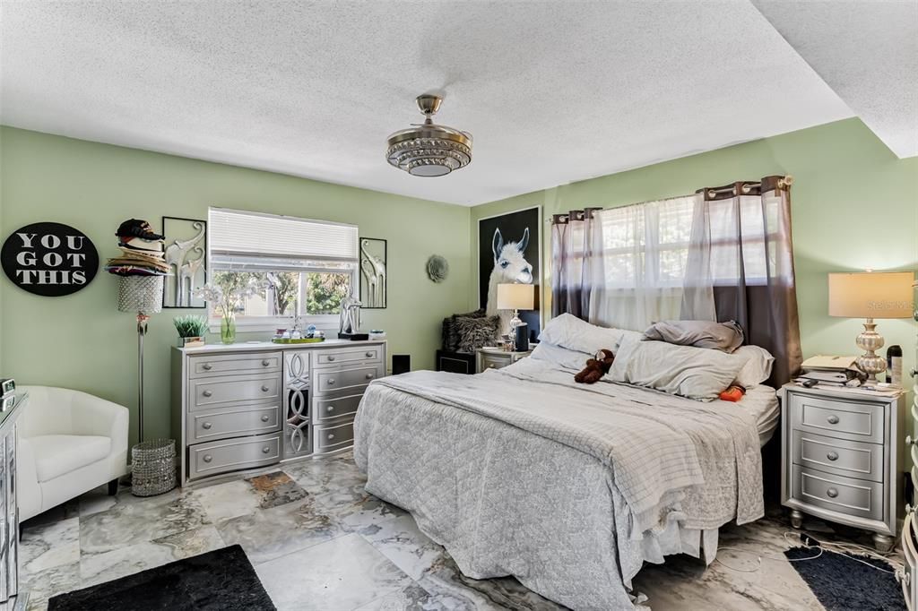 На продажу: $405,000 (3 спален, 0 ванн, 2020 Квадратных фут)