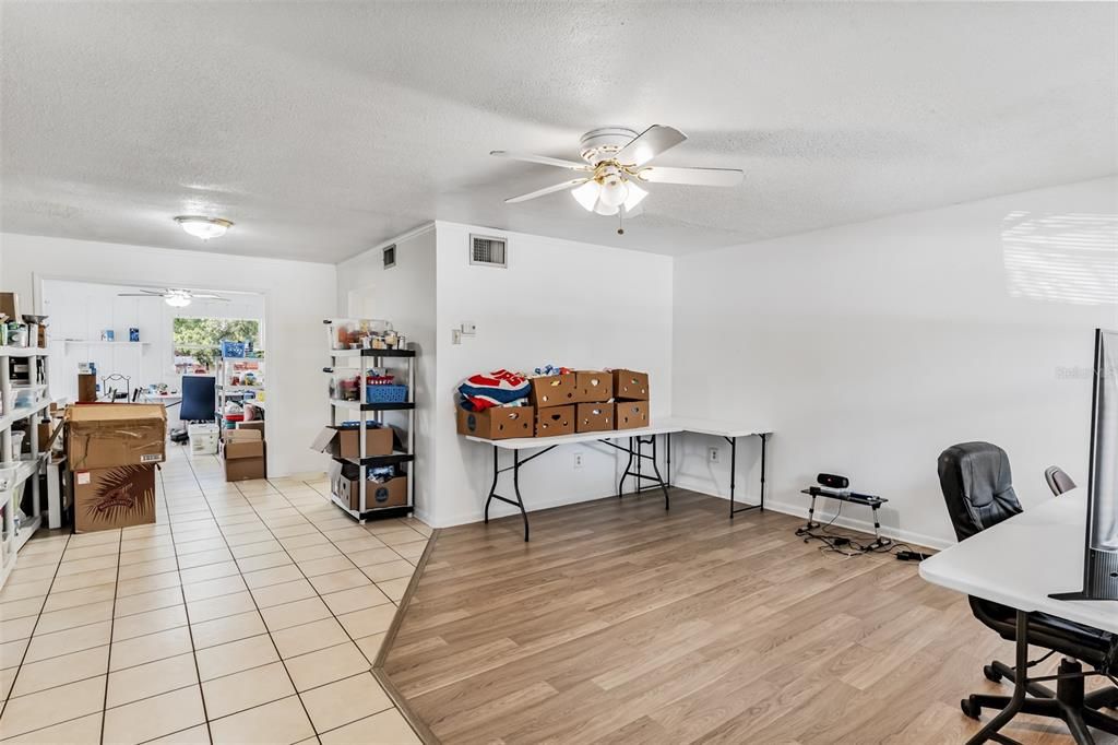 На продажу: $405,000 (3 спален, 0 ванн, 2020 Квадратных фут)