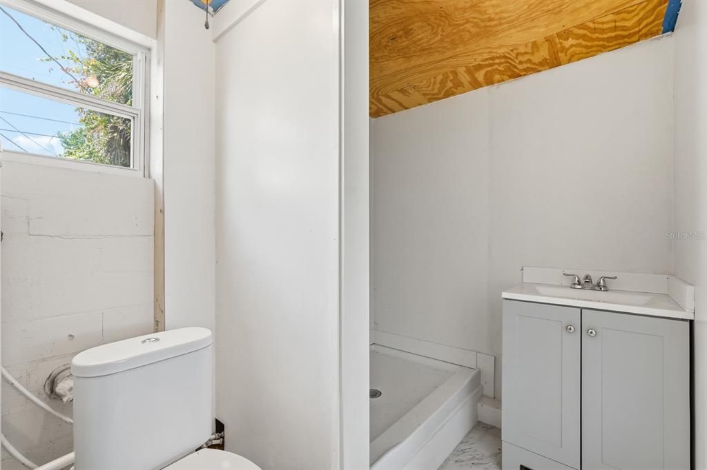 En Venta: $210,000 (3 camas, 2 baños, 851 Pies cuadrados)