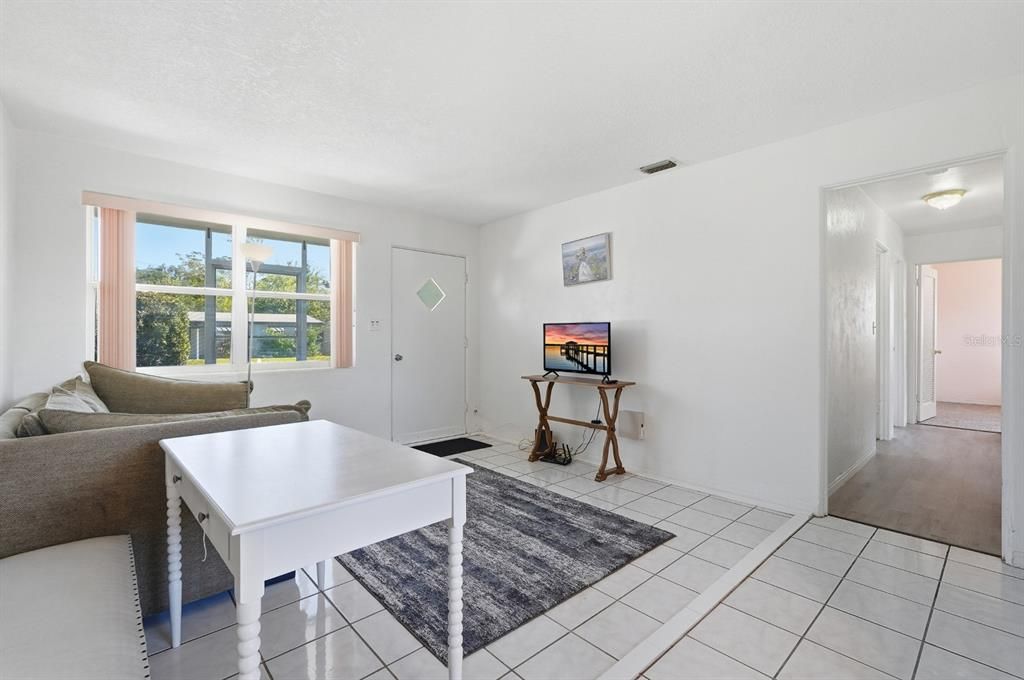 En Venta: $210,000 (3 camas, 2 baños, 851 Pies cuadrados)