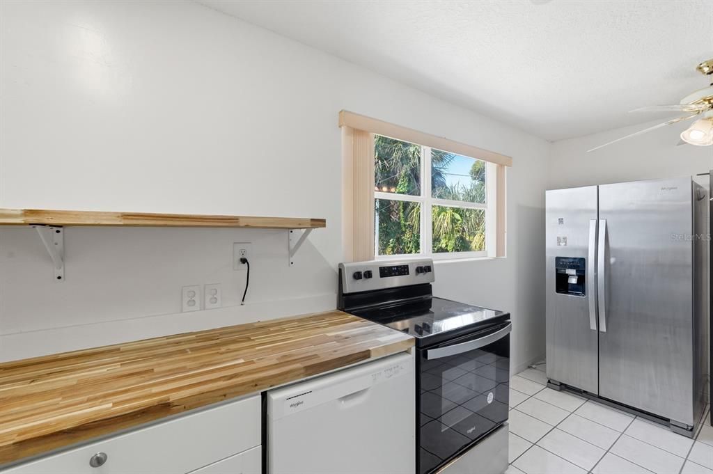 En Venta: $210,000 (3 camas, 2 baños, 851 Pies cuadrados)