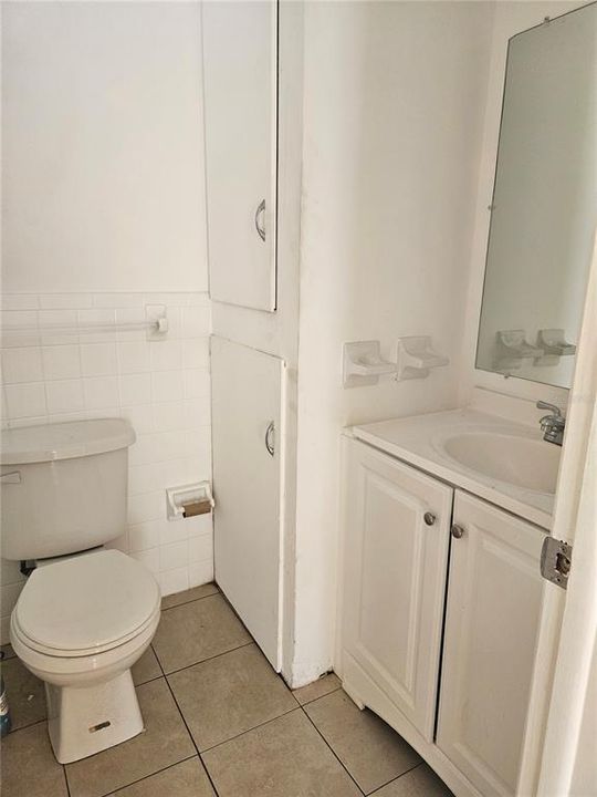 For Rent: $1,380 (1 beds, 1 baths, 600 Square Feet)