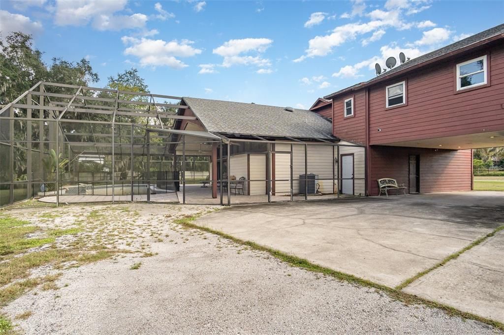 待售: $850,000 (5 贝兹, 4 浴室, 4143 平方英尺)