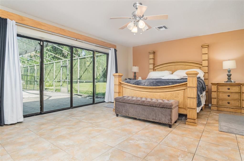 待售: $850,000 (5 贝兹, 4 浴室, 4143 平方英尺)