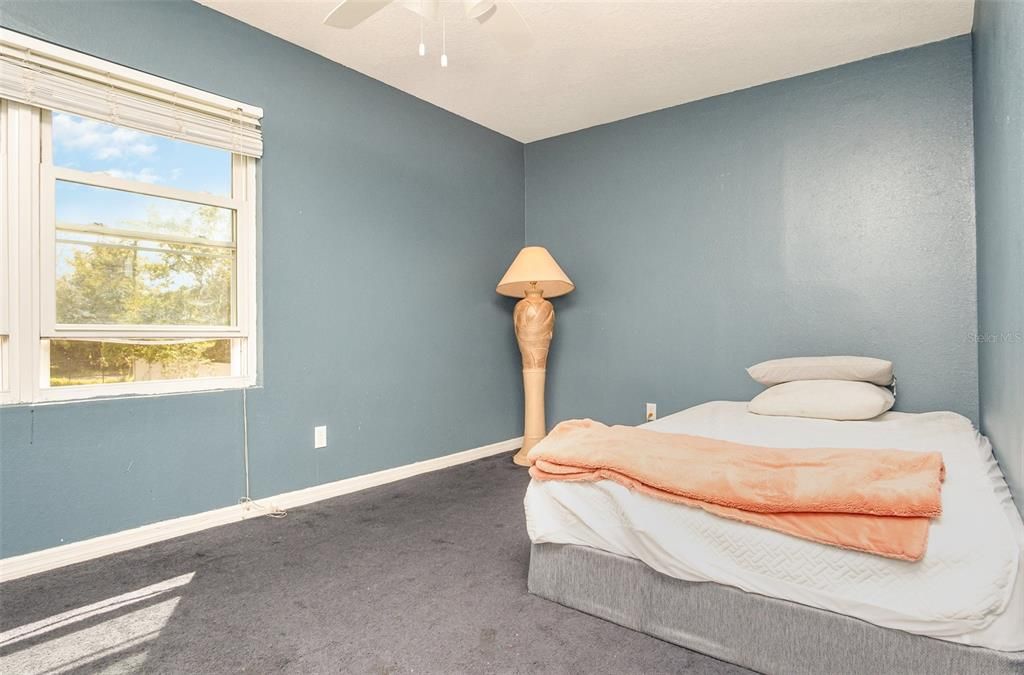 待售: $850,000 (5 贝兹, 4 浴室, 4143 平方英尺)