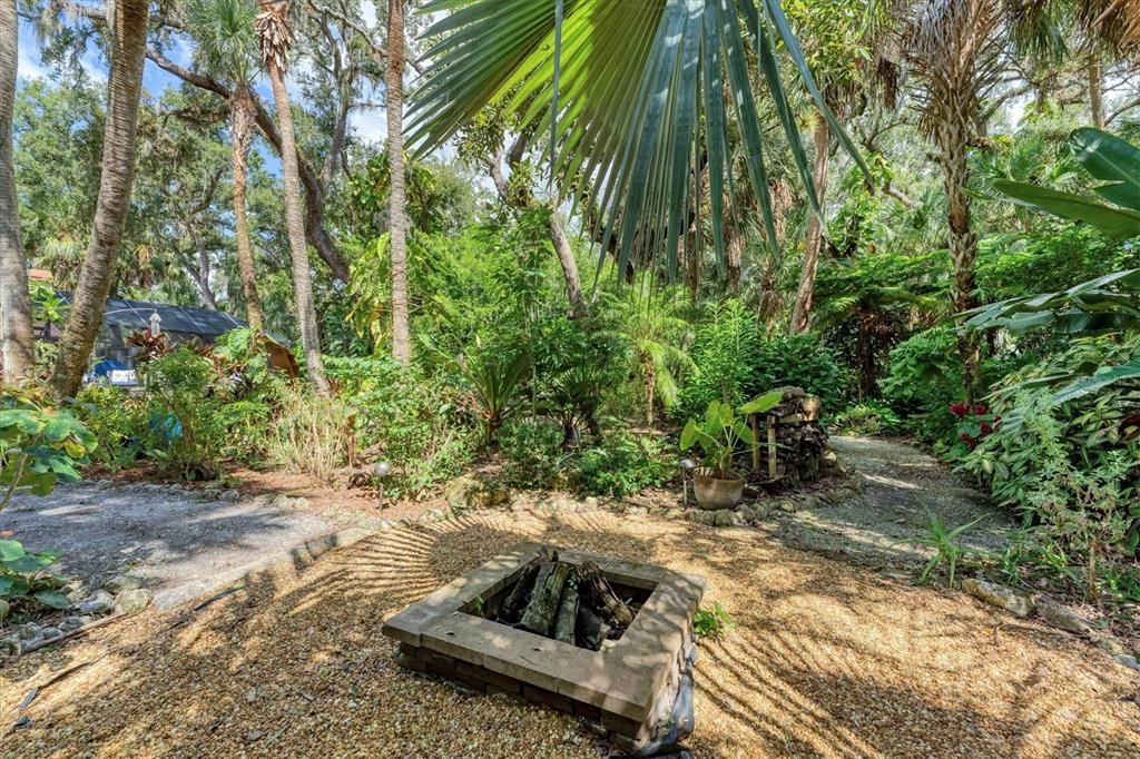 待售: $850,000 (3 贝兹, 2 浴室, 2471 平方英尺)