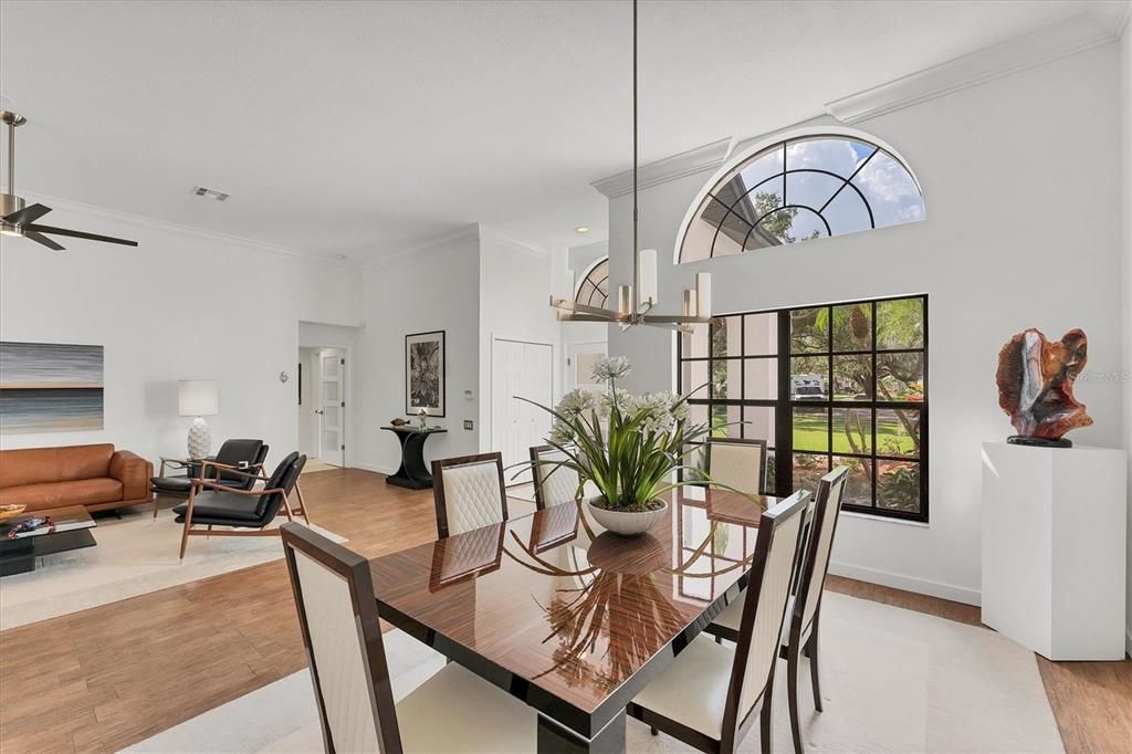 待售: $850,000 (3 贝兹, 2 浴室, 2471 平方英尺)