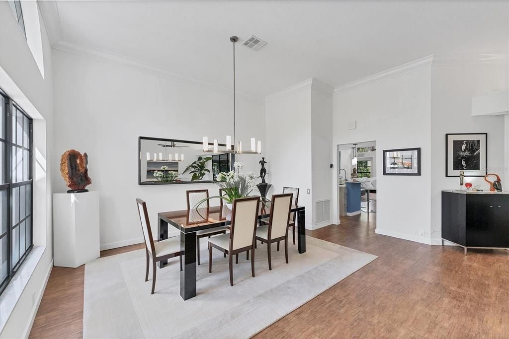 待售: $850,000 (3 贝兹, 2 浴室, 2471 平方英尺)