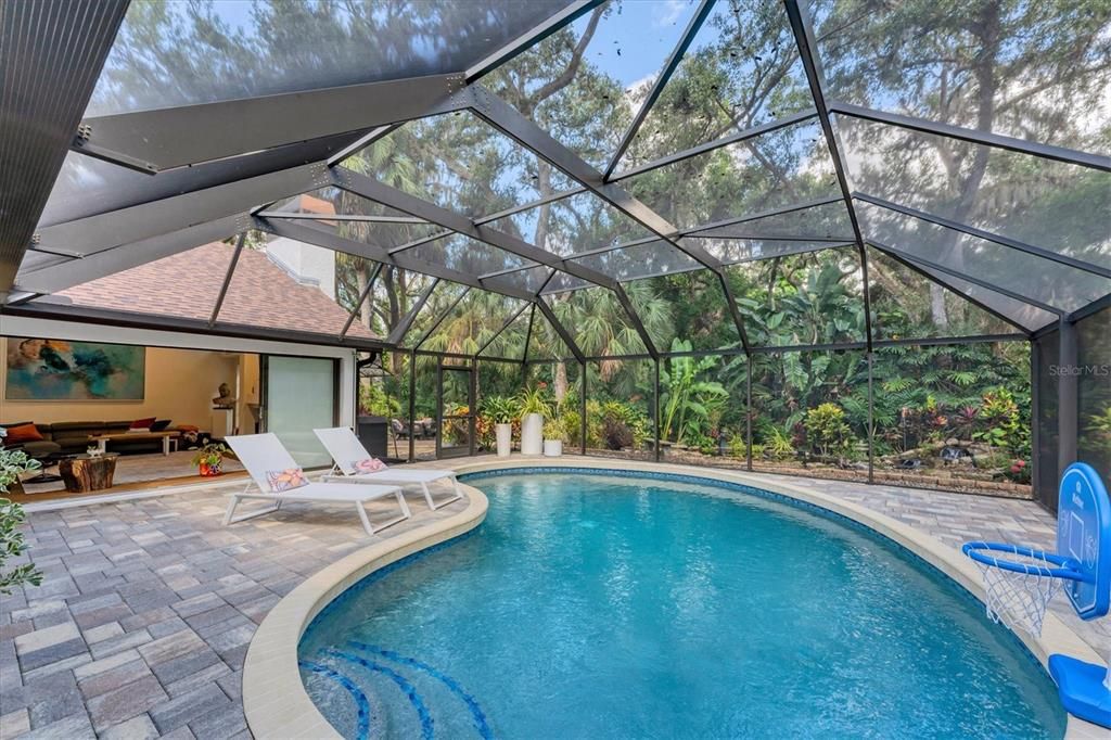 待售: $850,000 (3 贝兹, 2 浴室, 2471 平方英尺)