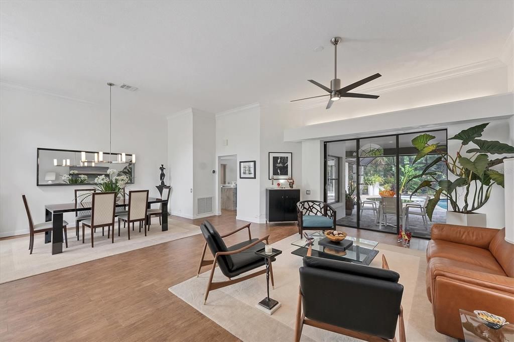 待售: $850,000 (3 贝兹, 2 浴室, 2471 平方英尺)