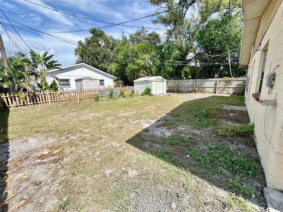 For Rent: $1,600 (2 beds, 1 baths, 1610 Square Feet)