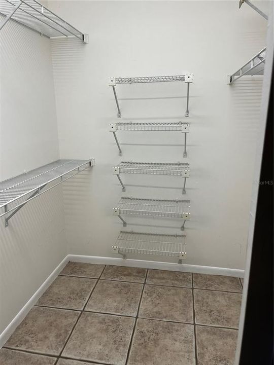 Active With Contract: $350,000 (3 beds, 2 baths, 1249 Square Feet)