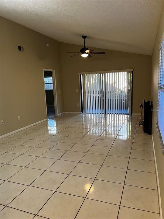 Active With Contract: $350,000 (3 beds, 2 baths, 1249 Square Feet)