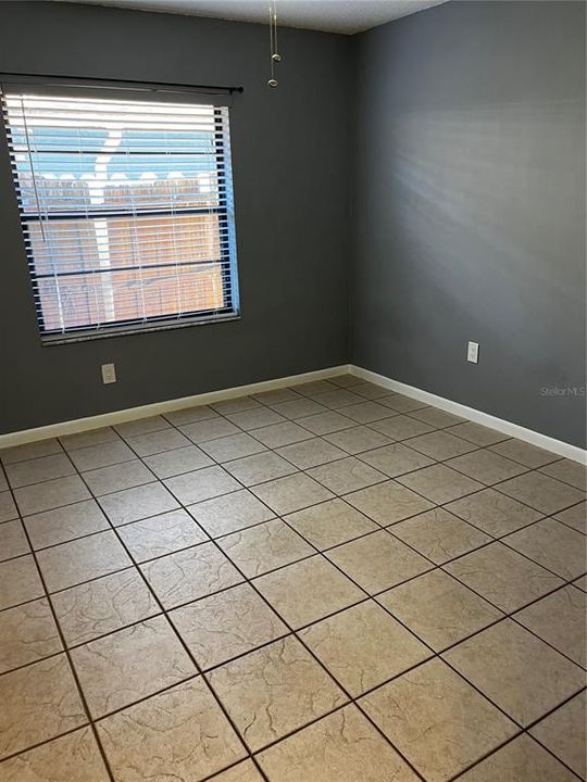 Active With Contract: $350,000 (3 beds, 2 baths, 1249 Square Feet)