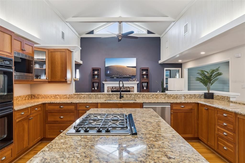 For Sale: $879,000 (3 beds, 2 baths, 2713 Square Feet)