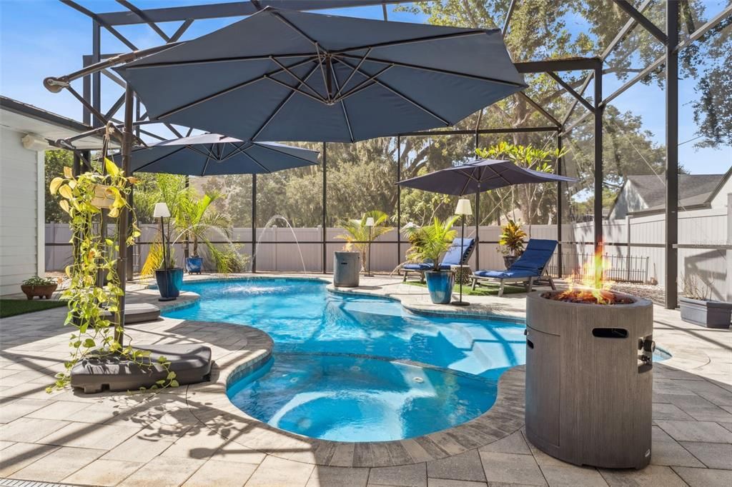 For Sale: $879,000 (3 beds, 2 baths, 2713 Square Feet)