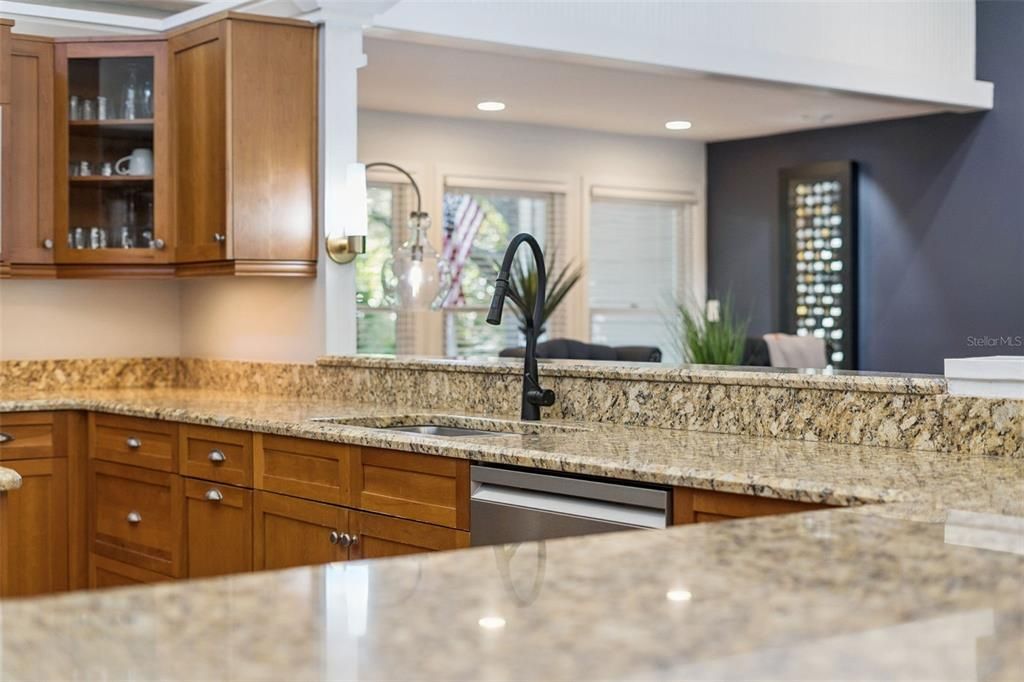 For Sale: $879,000 (3 beds, 2 baths, 2713 Square Feet)