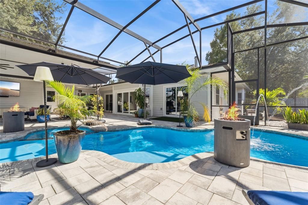 For Sale: $879,000 (3 beds, 2 baths, 2713 Square Feet)