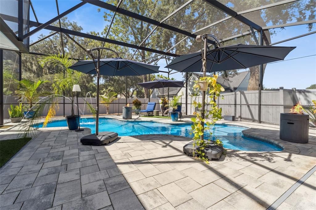 For Sale: $879,000 (3 beds, 2 baths, 2713 Square Feet)