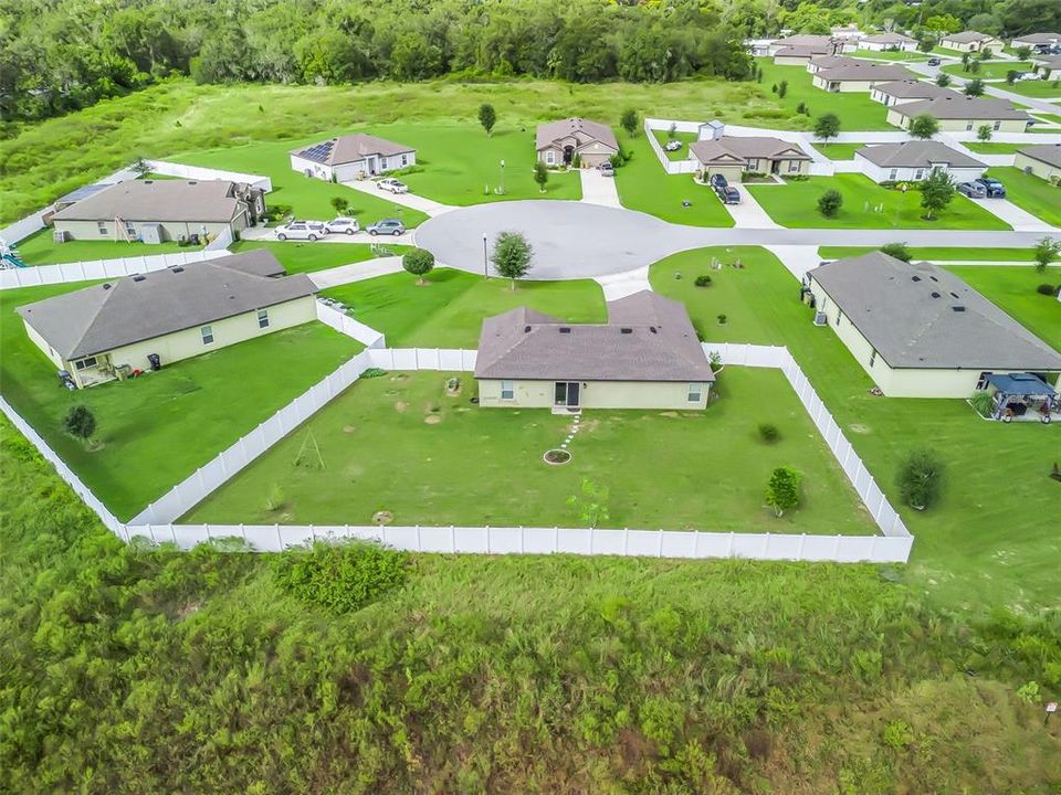 合同活跃: $305,000 (3 贝兹, 2 浴室, 1463 平方英尺)