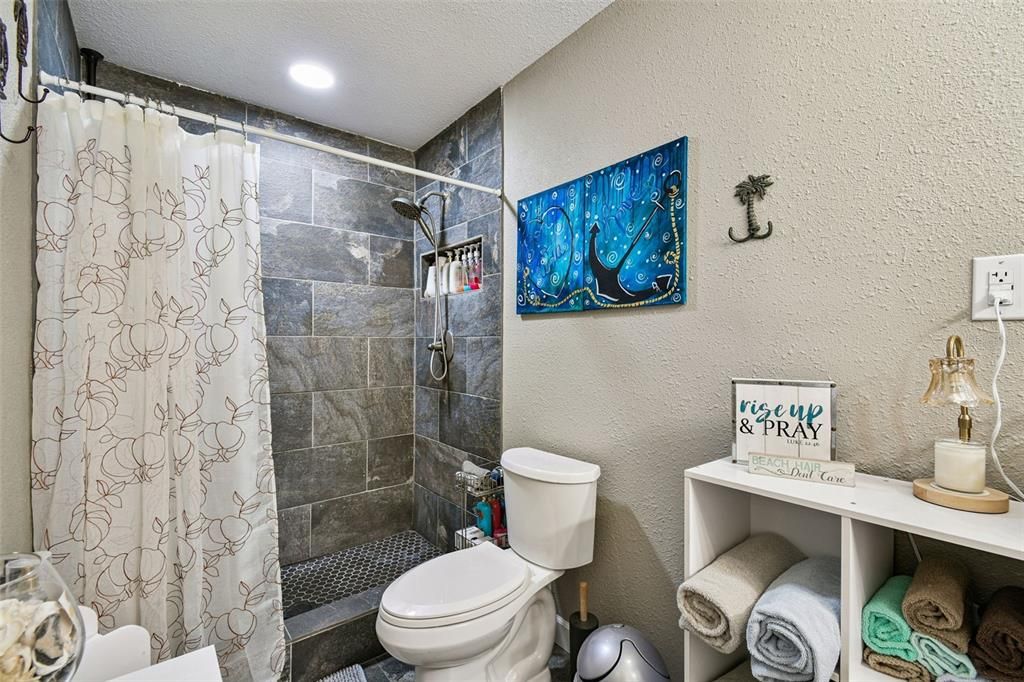 For Sale: $407,000 (2 beds, 2 baths, 1848 Square Feet)