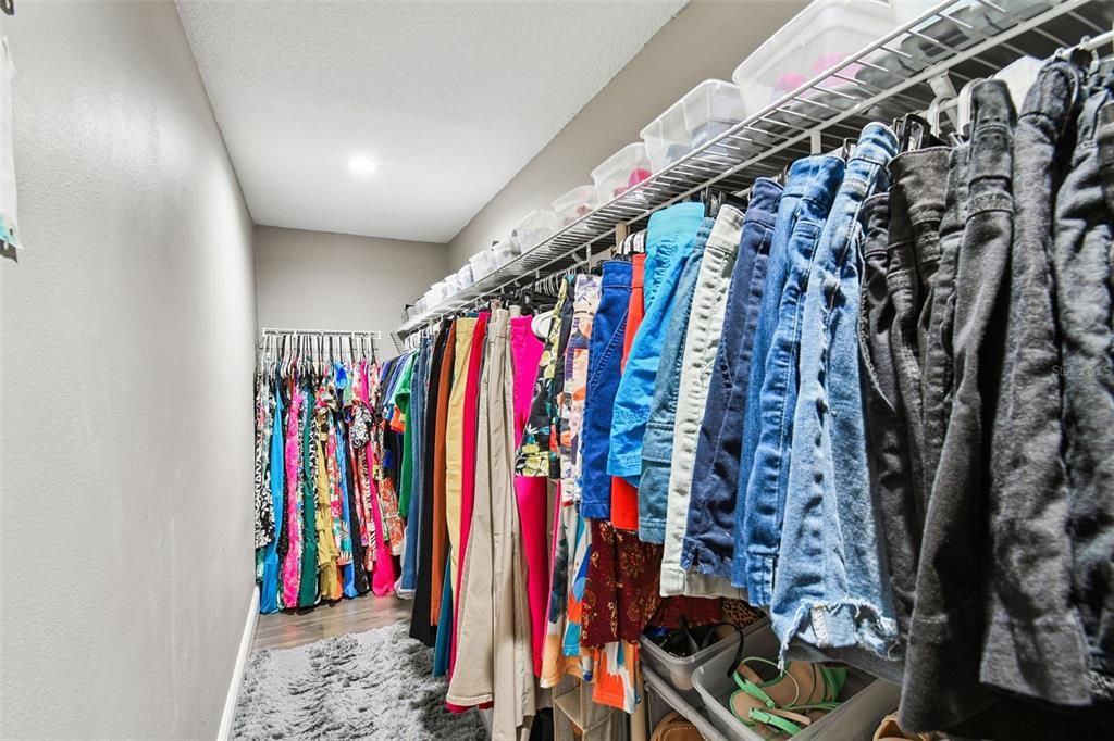 For Sale: $407,000 (2 beds, 2 baths, 1848 Square Feet)