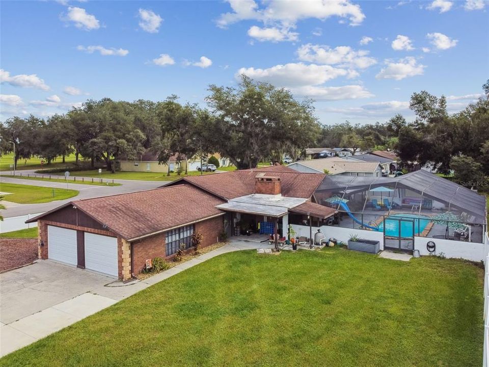 For Sale: $407,000 (2 beds, 2 baths, 1848 Square Feet)