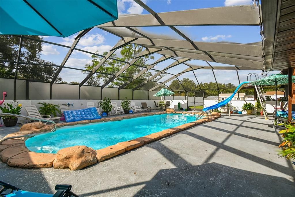 For Sale: $407,000 (2 beds, 2 baths, 1848 Square Feet)