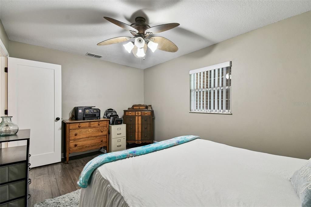 For Sale: $407,000 (2 beds, 2 baths, 1848 Square Feet)