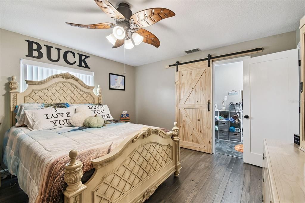 For Sale: $407,000 (2 beds, 2 baths, 1848 Square Feet)