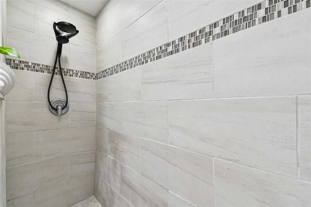 For Sale: $407,000 (2 beds, 2 baths, 1848 Square Feet)