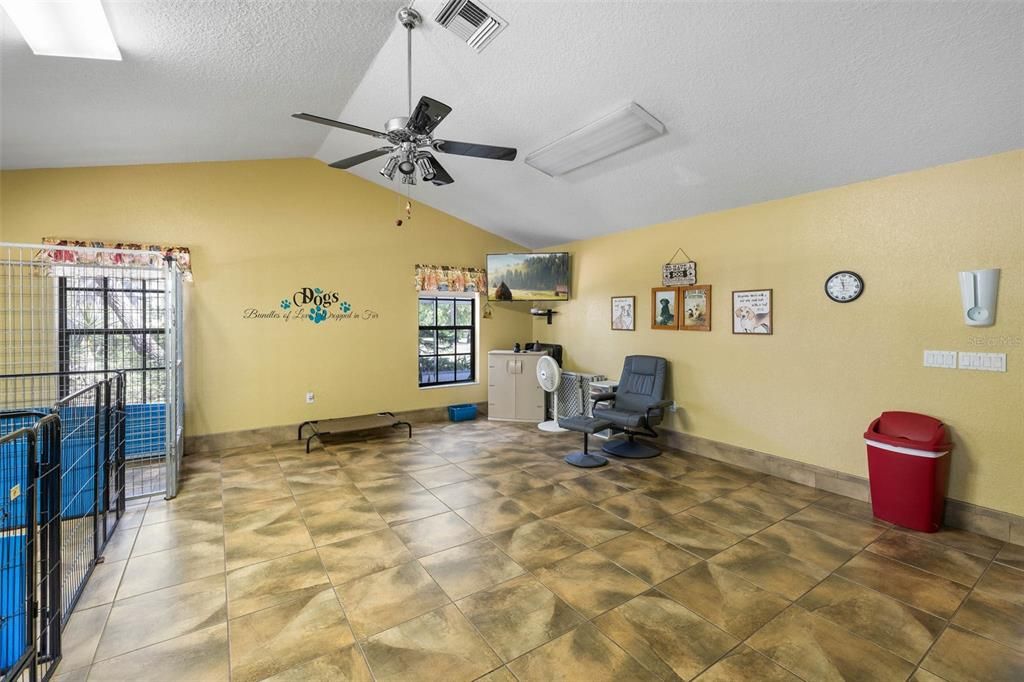 待售: $1,170,000 (4 贝兹, 3 浴室, 3149 平方英尺)