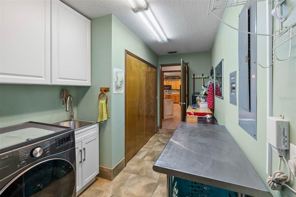 待售: $1,170,000 (4 贝兹, 3 浴室, 3149 平方英尺)