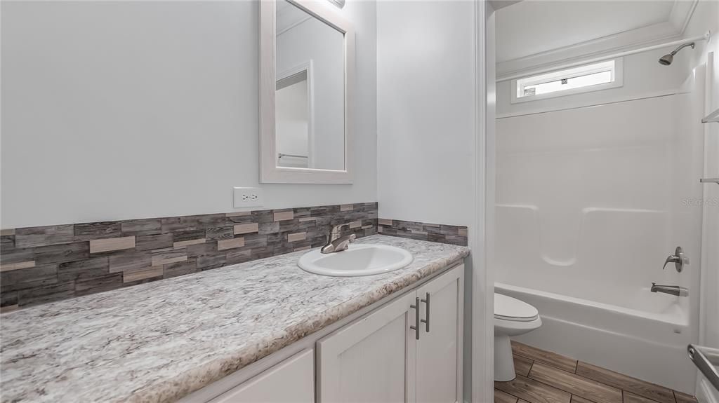 For Sale: $489,000 (3 beds, 2 baths, 1800 Square Feet)