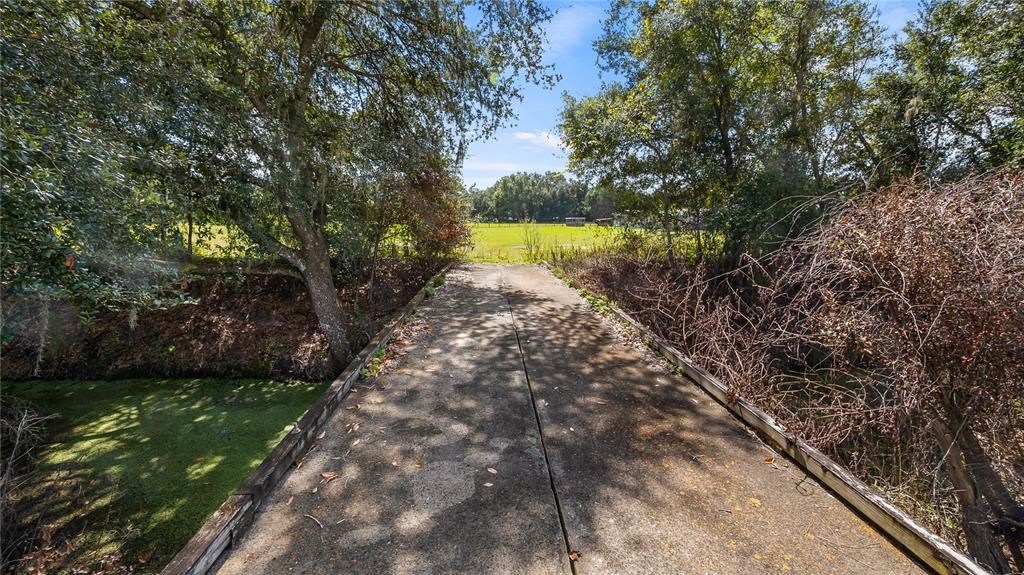 For Sale: $489,000 (3 beds, 2 baths, 1800 Square Feet)