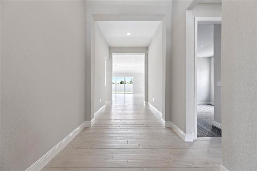 For Sale: $499,990 (4 beds, 3 baths, 2572 Square Feet)