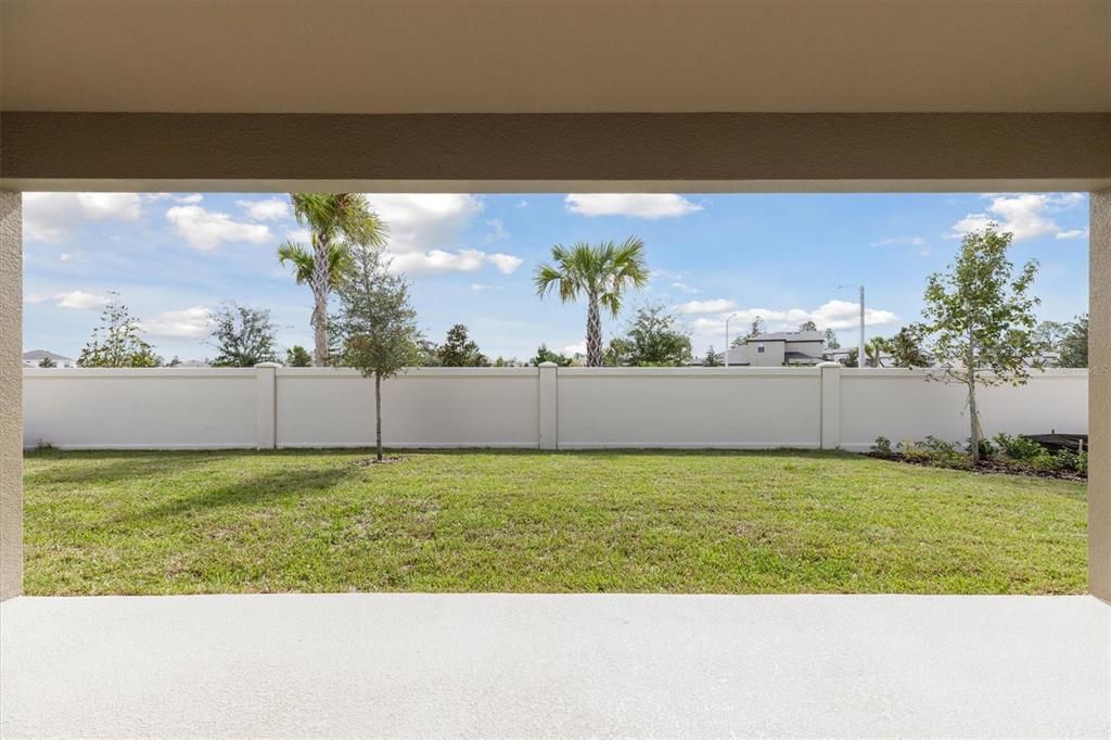 For Sale: $499,990 (4 beds, 3 baths, 2572 Square Feet)