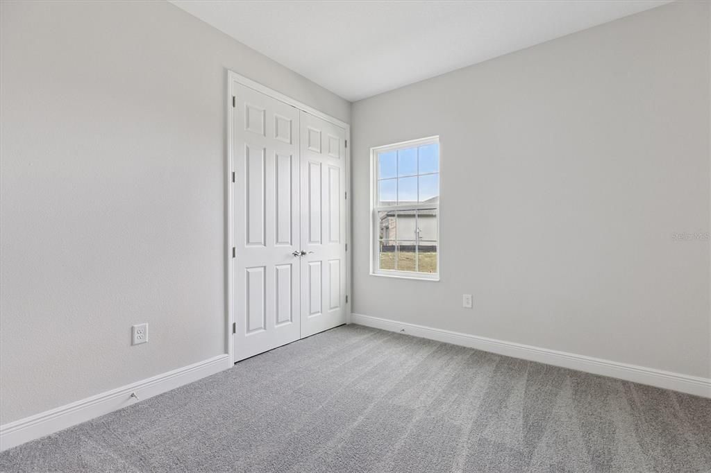 For Sale: $499,990 (4 beds, 3 baths, 2572 Square Feet)