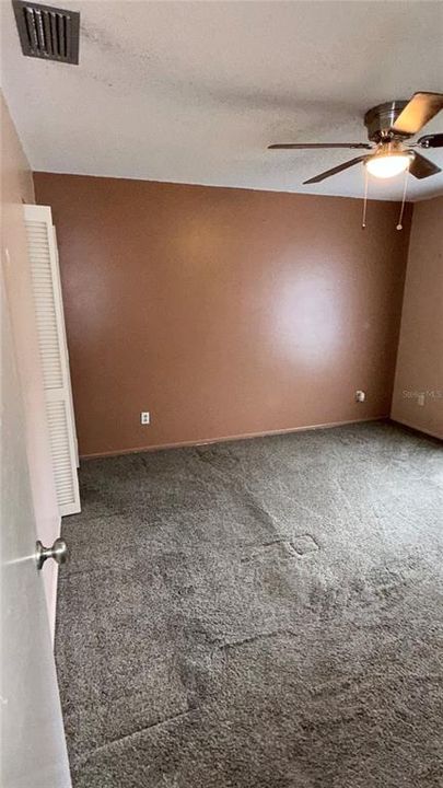 待售: $385,000 (2 贝兹, 2 浴室, 1330 平方英尺)