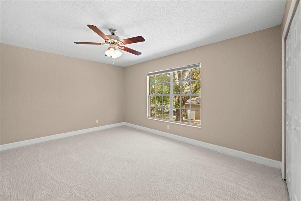 Под контрактом: $454,990 (4 спален, 3 ванн, 2582 Квадратных фут)