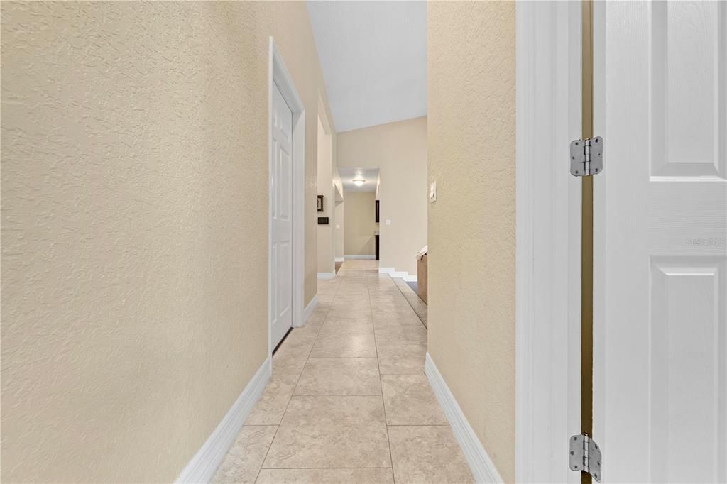 Под контрактом: $454,990 (4 спален, 3 ванн, 2582 Квадратных фут)