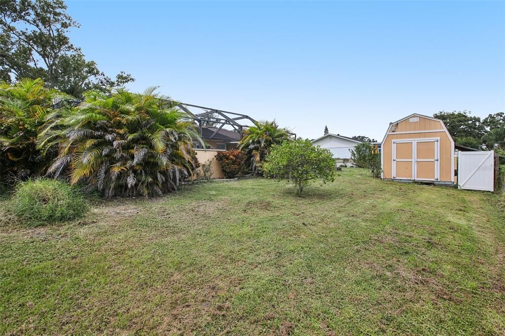 Active With Contract: $325,000 (3 beds, 2 baths, 1592 Square Feet)