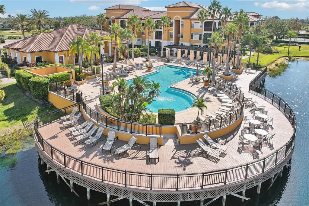 Под контрактом: $338,900 (2 спален, 2 ванн, 1080 Квадратных фут)