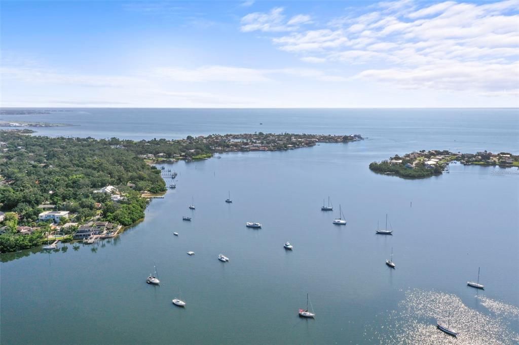 En Venta: $289,000 (2 camas, 1 baños, 825 Pies cuadrados)