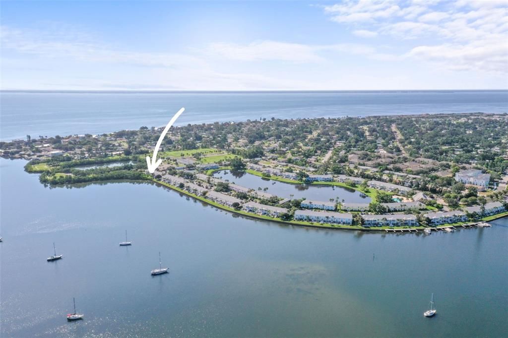 En Venta: $289,000 (2 camas, 1 baños, 825 Pies cuadrados)