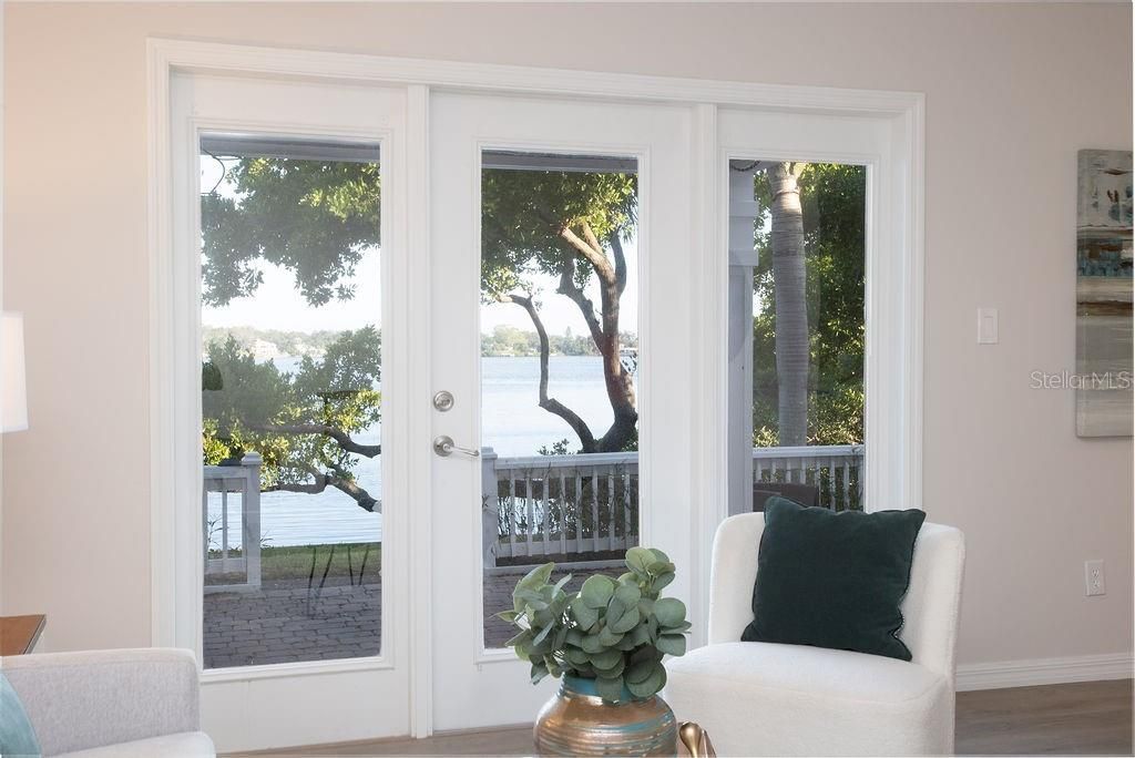 En Venta: $289,000 (2 camas, 1 baños, 825 Pies cuadrados)