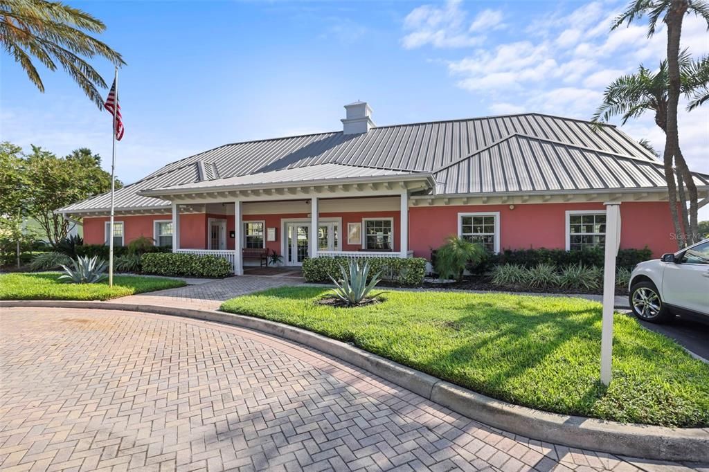 En Venta: $289,000 (2 camas, 1 baños, 825 Pies cuadrados)