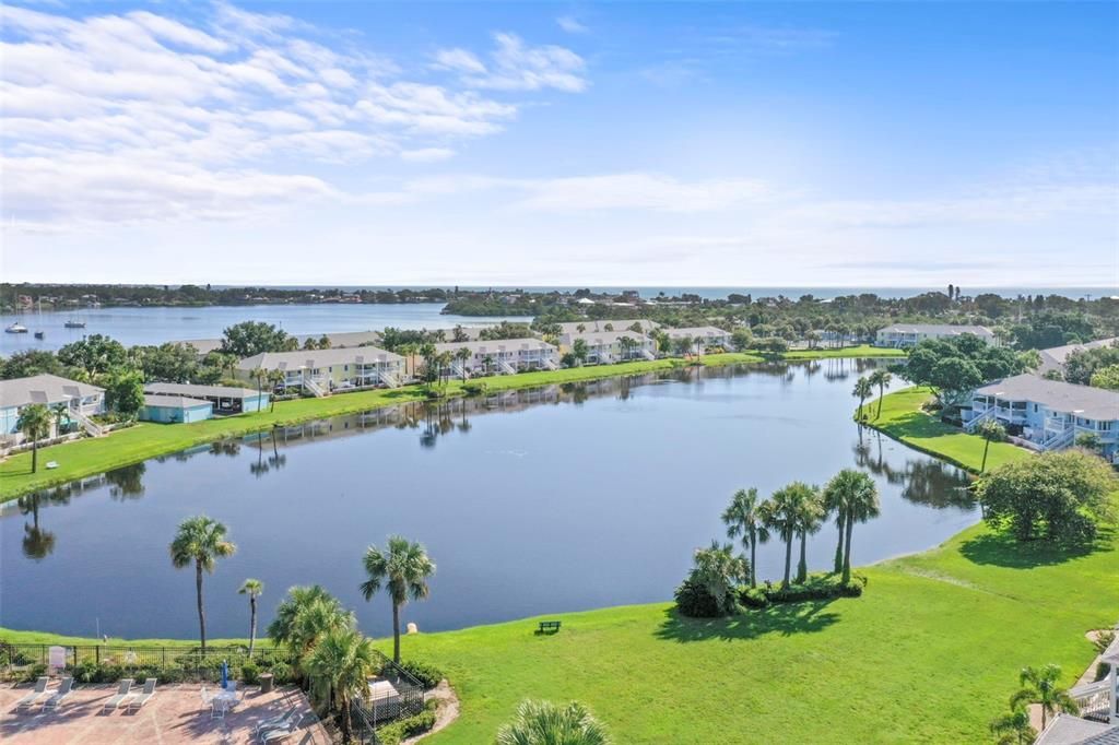 En Venta: $289,000 (2 camas, 1 baños, 825 Pies cuadrados)