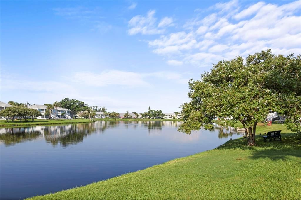 En Venta: $289,000 (2 camas, 1 baños, 825 Pies cuadrados)